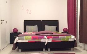 La Maison Du Soleil Bruxelles 3*